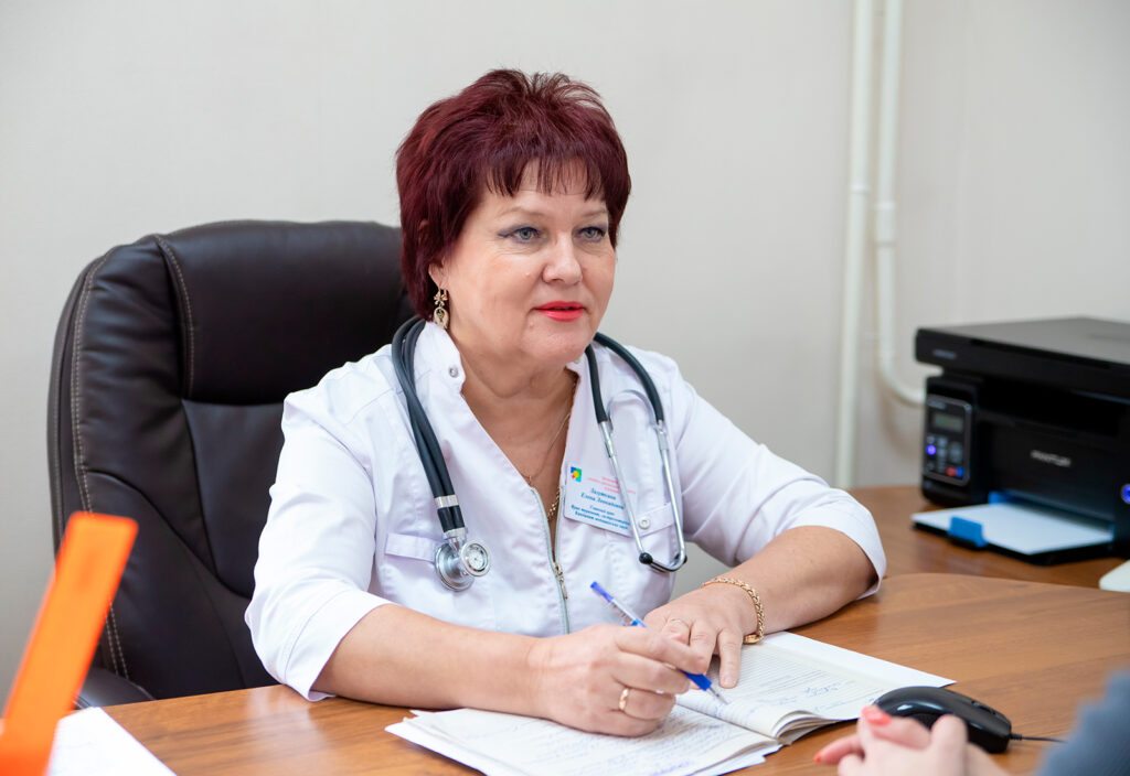 врач Лазуткина Елена Леонидовна