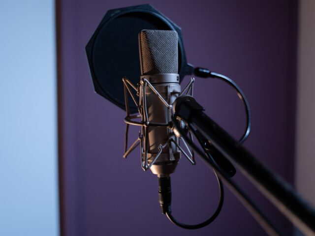 Кто такой врач-фониатр и когда к нему обращаться